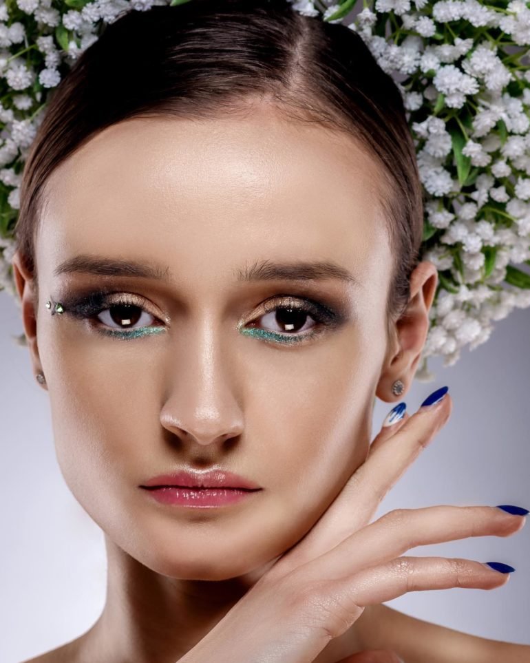 Fashion and beauty photographer. High-end retoucher. Influencer Creation media creative agency.